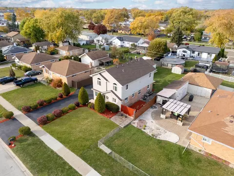 View/Area - 7806 W 83rd St, Bridgeview, IL 60455 photo 2 of 9