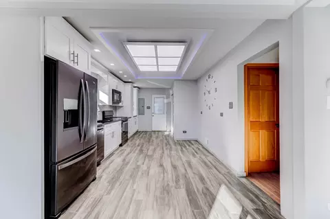 Entry Way - 7806 W 83rd St, Bridgeview, IL 60455 photo 1 of 2