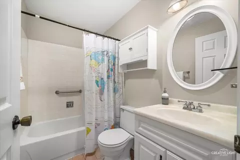 Bath - 34 Glencoe Ct #202-B, Naperville, IL 60565 photo 2 of 2