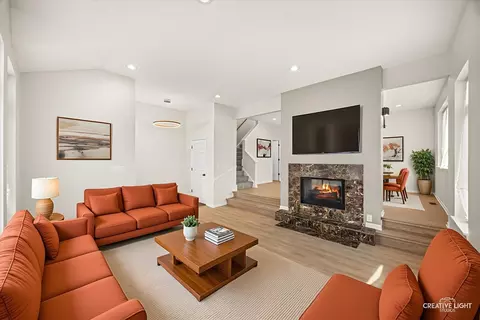 Living - 65 E 89th Pl, Chicago, IL 60619 photo 1 of 5