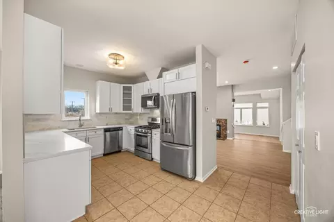 Kitchen - 65 E 89th Pl, Chicago, IL 60619 photo 2 of 2
