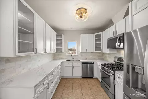 Kitchen - 65 E 89th Pl, Chicago, IL 60619 photo 1 of 2