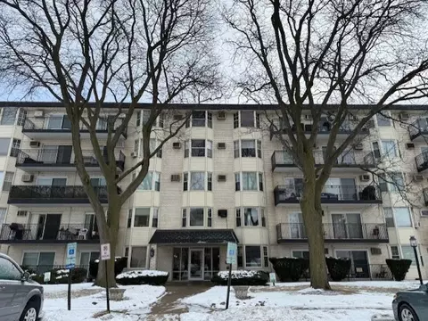 5506 Lincoln Ave #512, Morton Grove, IL 60053