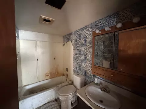 Bath - 806 NE 3rd St, Galva, IL 61434 photo 1 of 1