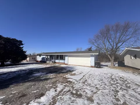 Exterior - 806 NE 3rd St, Galva, IL 61434 photo 2 of 3
