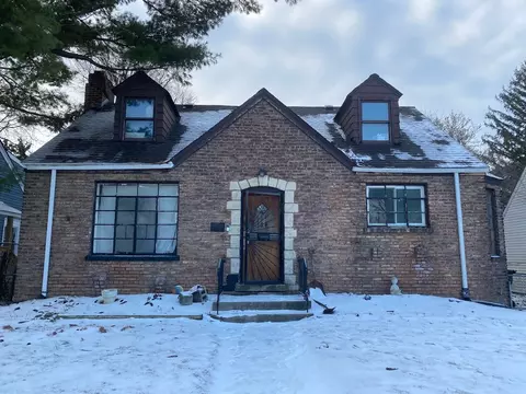 158 W Glen Ln, Riverdale, IL 60827