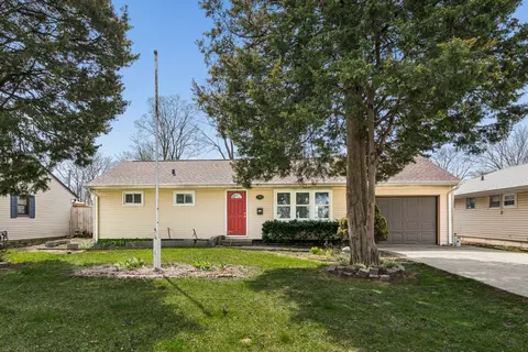 Exterior - 191 Ashland Ave, Des Plaines, IL 60016 photo 2 of 6