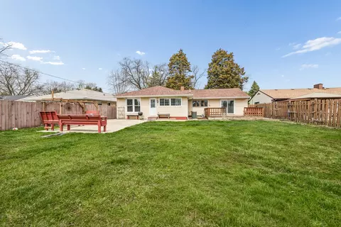 Exterior - 191 Ashland Ave, Des Plaines, IL 60016 photo 3 of 6