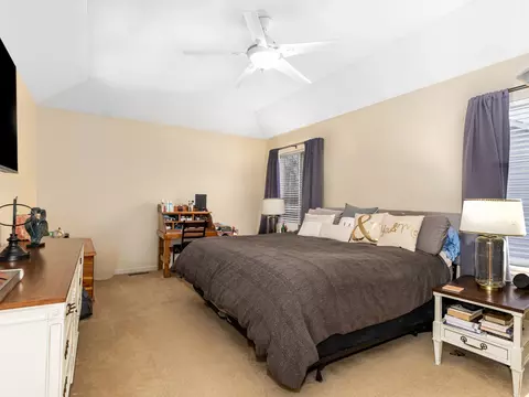 Bedroom - 2722 Lahinch Dr, Aurora, IL 60503 photo 1 of 4