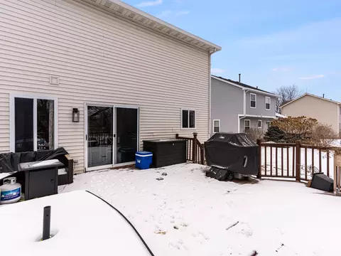 Exterior - 2722 Lahinch Dr, Aurora, IL 60503 photo 4 of 6