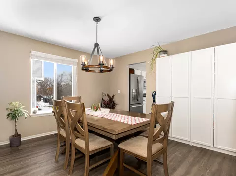 Dining - 2722 Lahinch Dr, Aurora, IL 60503 photo 2 of 3