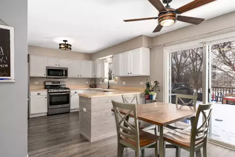 Kitchen - 2722 Lahinch Dr, Aurora, IL 60503 photo 1 of 5