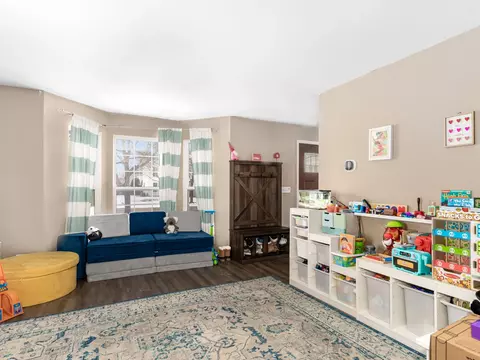 Living - 2722 Lahinch Dr, Aurora, IL 60503 photo 2 of 4