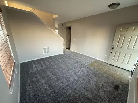 Living - 1403 Fabiola Ct S, Minooka, IL 60447 photo 4 of 7