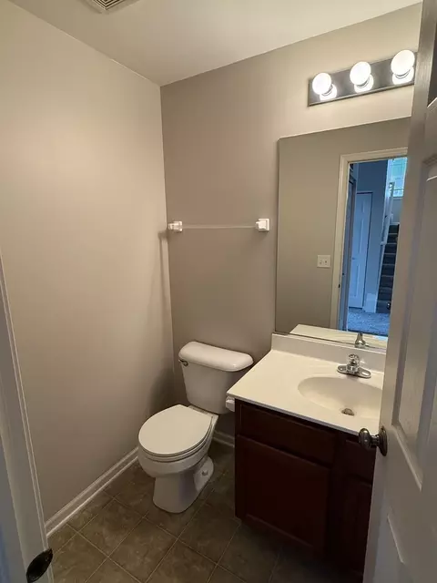 Bath - 1403 Fabiola Ct S, Minooka, IL 60447 photo 1 of 2