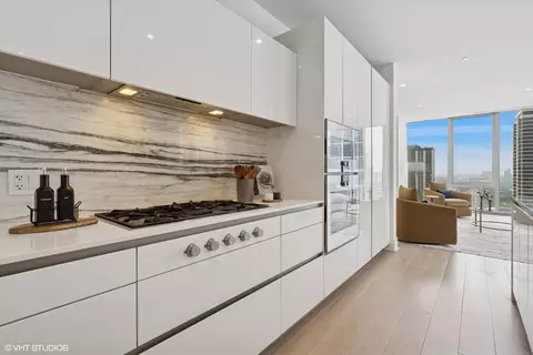 Kitchen - 363 E Wacker Dr #1903, Chicago, IL 60601 photo 4 of 6