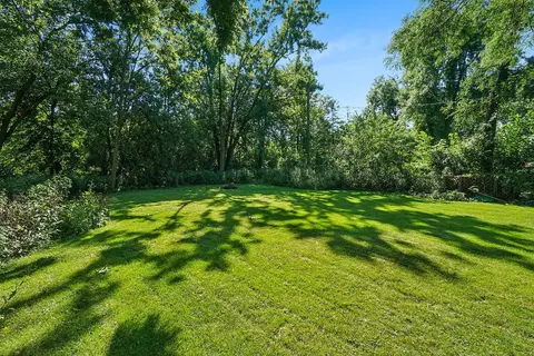 1041 Cedar Ln, Northbrook, IL 60062 photo 19