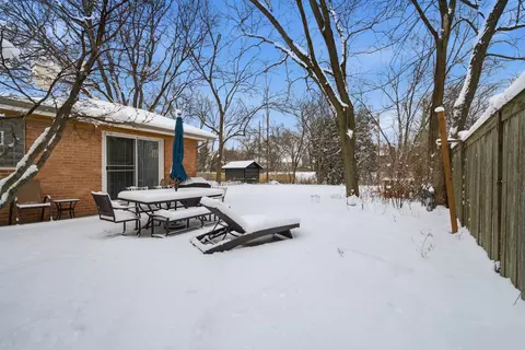 1041 Cedar Ln, Northbrook, IL 60062 photo 21