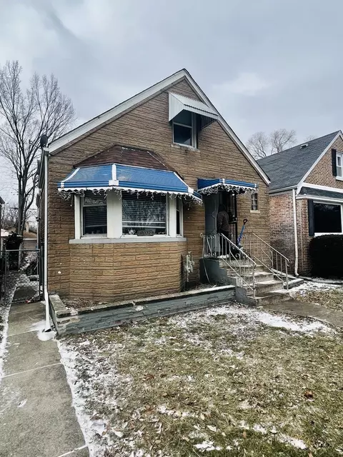 10332 S Oglesby Ave, Chicago, IL 60617