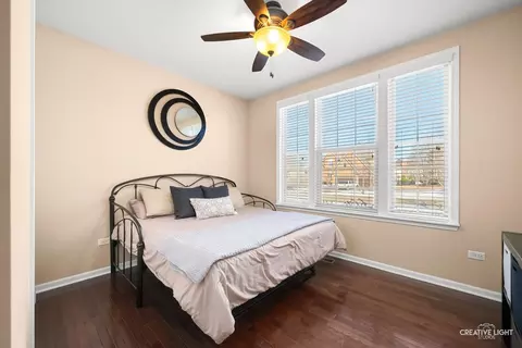 Bedroom - 5332 Cedar Dr, Naperville, IL 60564 photo 1 of 7
