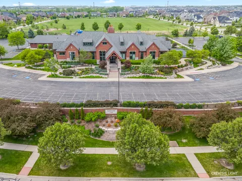 View/Area - 5332 Cedar Dr, Naperville, IL 60564 photo 6 of 11