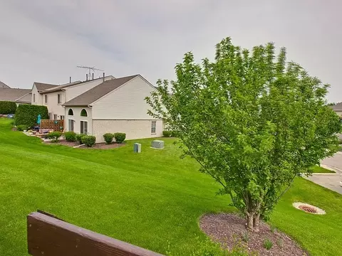 Exterior - 1716 Pine St, Mchenry, IL 60051 photo 2 of 5