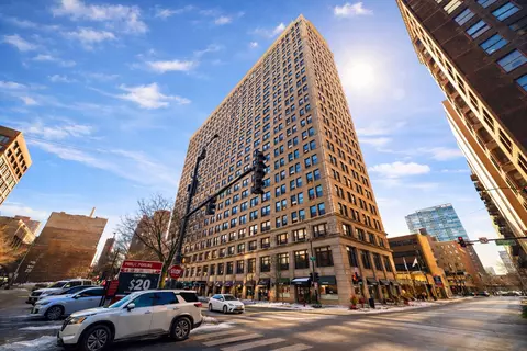 600 S Dearborn St #311, Chicago, IL 60605