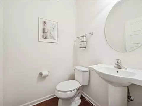 964 Station Blvd, Aurora, IL 60504 photo 7