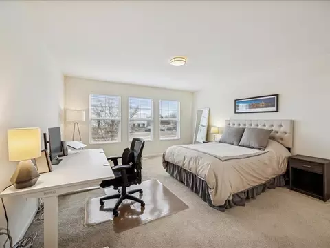 964 Station Blvd, Aurora, IL 60504 photo 8