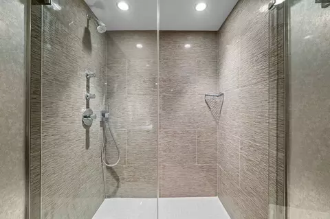Bath - 200 E Delaware Pl #22D, Chicago, IL 60611 photo 5 of 5