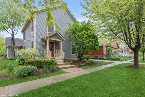1007 Harris Rd, Grayslake, IL 60030