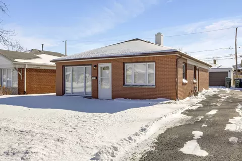 3161 W Park Lane Dr, Merrionette Park, IL 60803