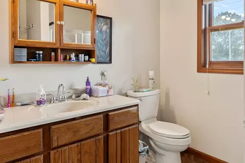 Bath - 3609 W Iles Ave, Springfield, IL 62711 photo 1 of 3