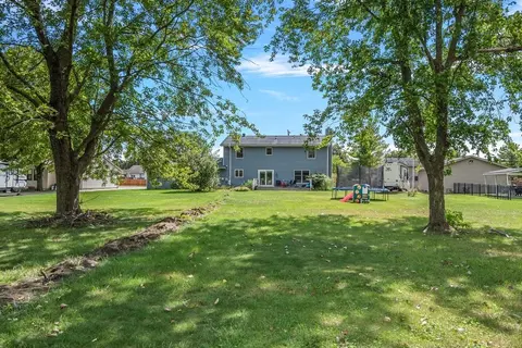 Exterior - 3609 W Iles Ave, Springfield, IL 62711 photo 6 of 6