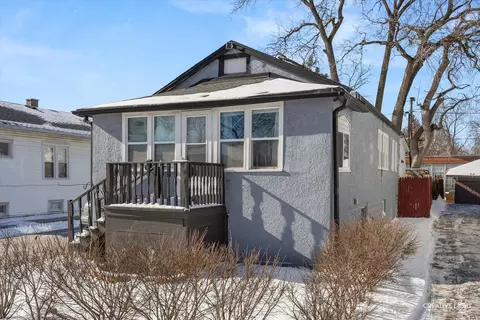 1914 S 8th Ave, Maywood, IL 60153