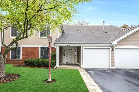 402 Sandalwood Ln #C1, Schaumburg, IL 60193