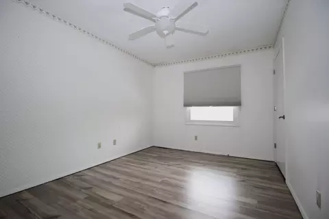 Bedroom - 105 S Towanda Ave #19, Normal, IL 61761 photo 1 of 4