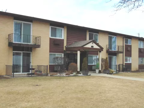 9588 N Terrace Pl #208H, Des Plaines, IL 60016