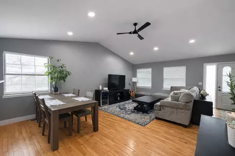 Other - 1587 Brookside Dr, Hoffman Estates, IL 60169 photo 1 of 6