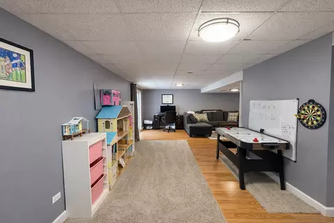 Other - 1587 Brookside Dr, Hoffman Estates, IL 60169 photo 4 of 6