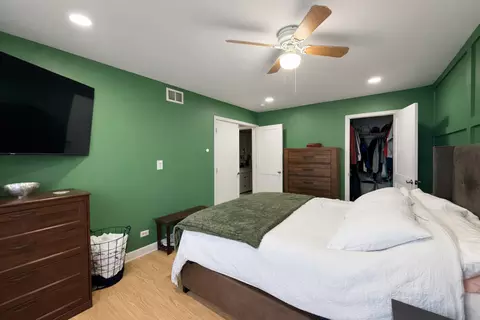 Other - 1587 Brookside Dr, Hoffman Estates, IL 60169 photo 2 of 6