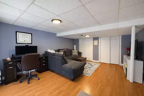Other - 1587 Brookside Dr, Hoffman Estates, IL 60169 photo 3 of 6