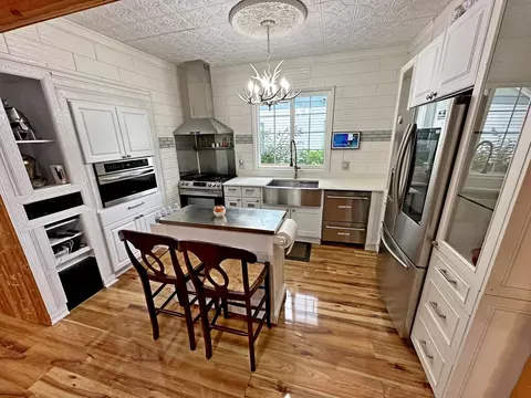 Kitchen - 3515 Union Ave, Steger, IL 60475 photo 3 of 10