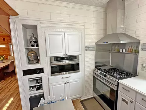 Kitchen - 3515 Union Ave, Steger, IL 60475 photo 4 of 10