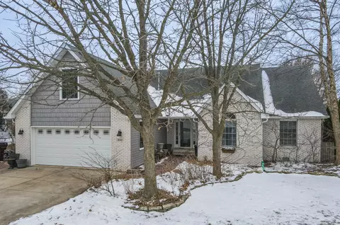 410 W Cook St, Manteno, IL 60950