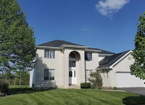 596 Farmview Ct, University Park, IL 60484