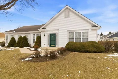 13729 S Redbud Dr, Plainfield, IL 60544