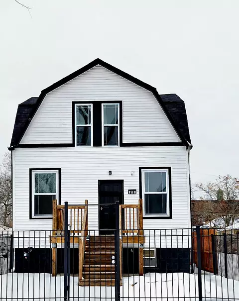 628 E 92nd Pl, Chicago, IL 60619