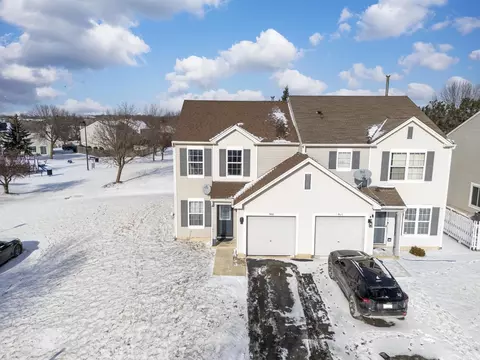 946 Biltmore Ct, Romeoville, IL 60446