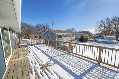 601 Edwards Ave, West Dundee, IL 60118 photo 27